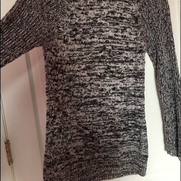 Croft & Barrow petite medium sweater - Picture 2 of 3